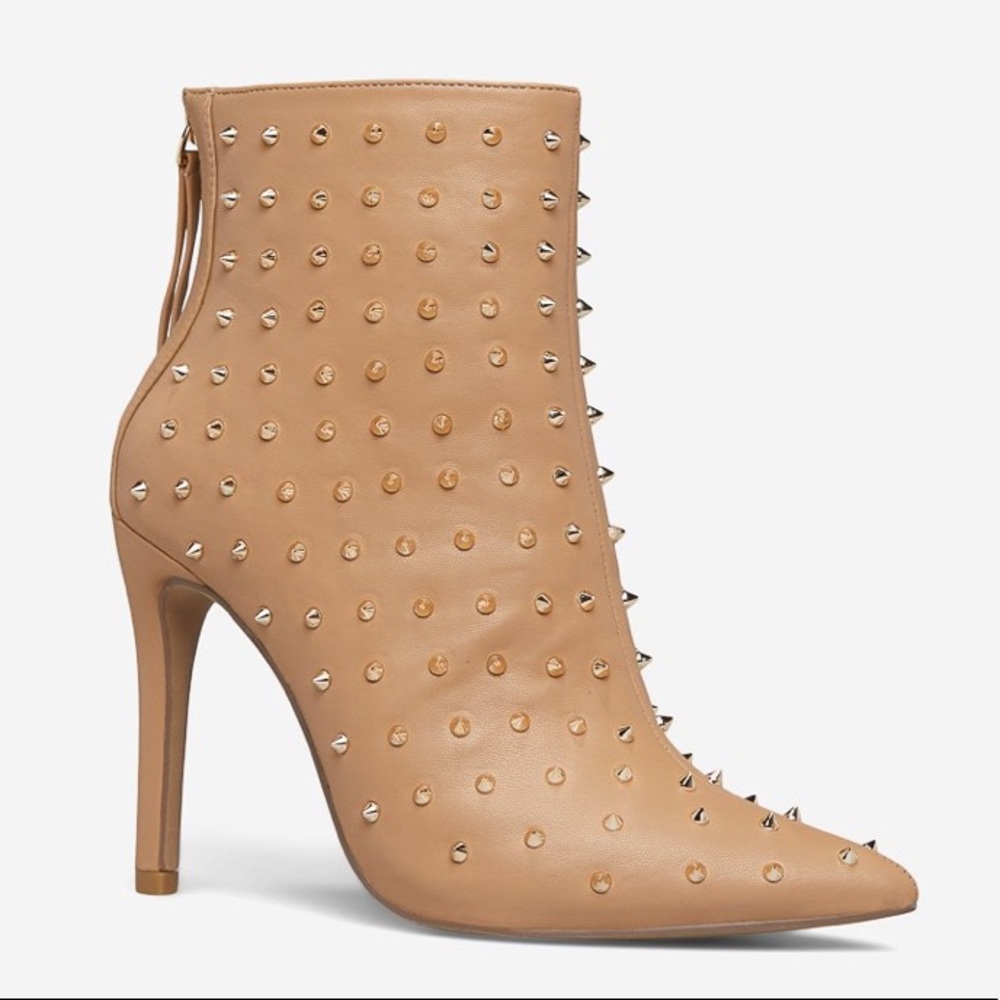 Sexy Spike Tan Bootie Heels 8.5 Brand New in Box